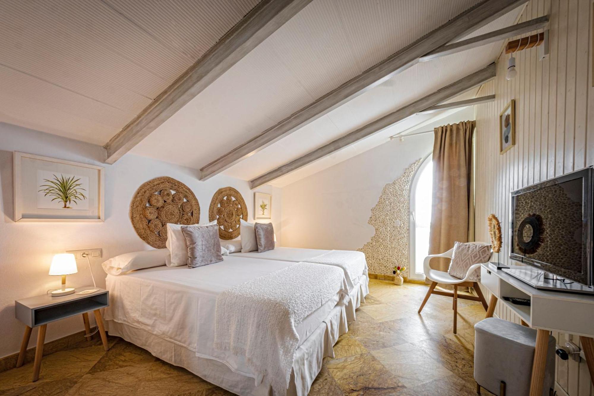 Labrena Hotel Лос-Каньос-де-Мека Екстер'єр фото